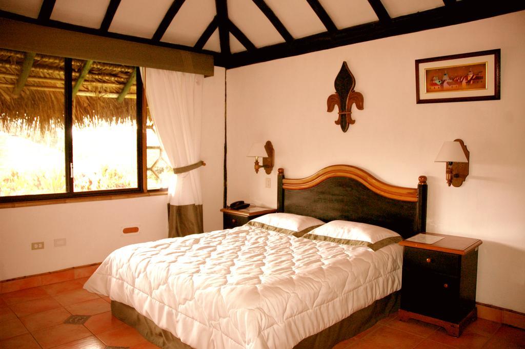 Arasha Resort & Spa Pedro Vicente Maldonado Room photo